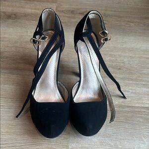 Black Elegant Heels with Ankle Straps